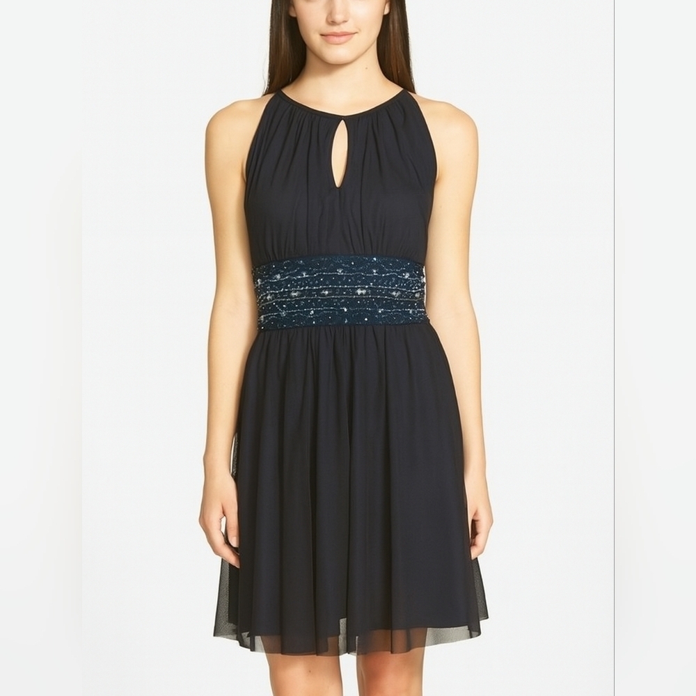 Jessica Howard Women's Black Cocktail Dress Size 10P Beaded Waist